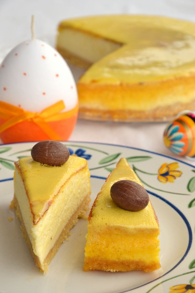 Sernik z polewą z zapieczonego kogla-mogla Sernik z polewą z zapieczonego kogla-mogla