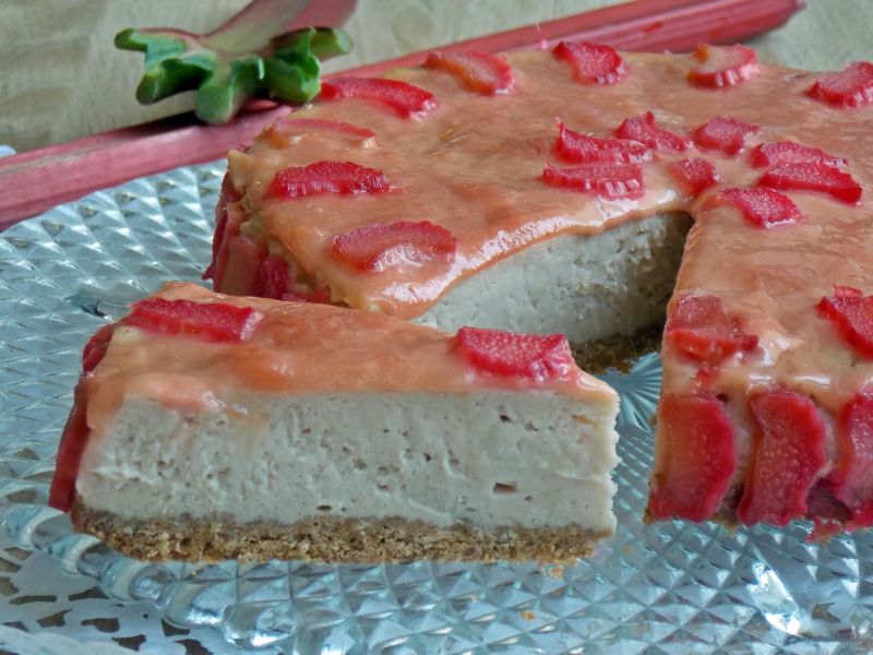 Sernik z rabarbarem Sernik z rabarbarem