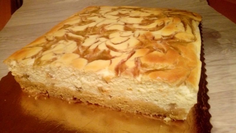 Sernik z rabarbarem Sernik z rabarbarem