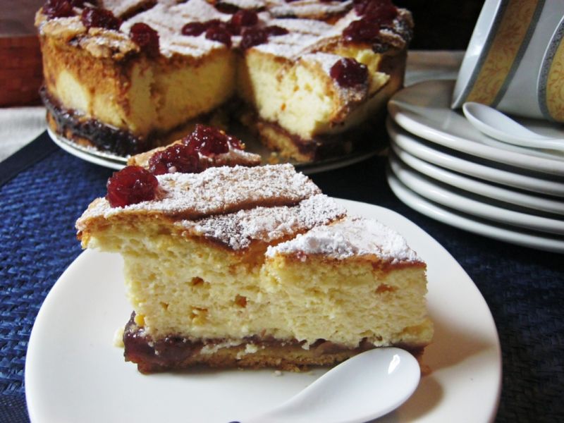 Sernik z różą i skórką pomarańczową