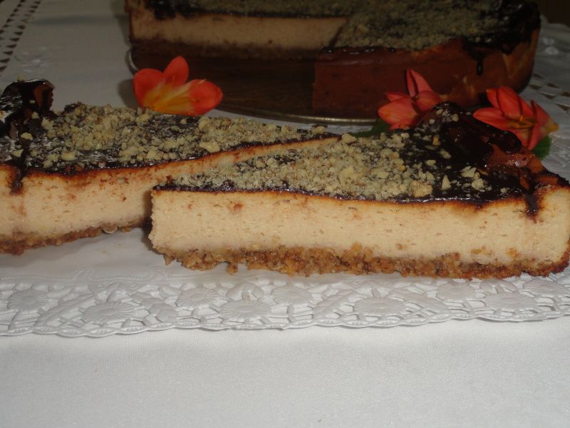 Sernik z sokiem pomarańczowym i kawą