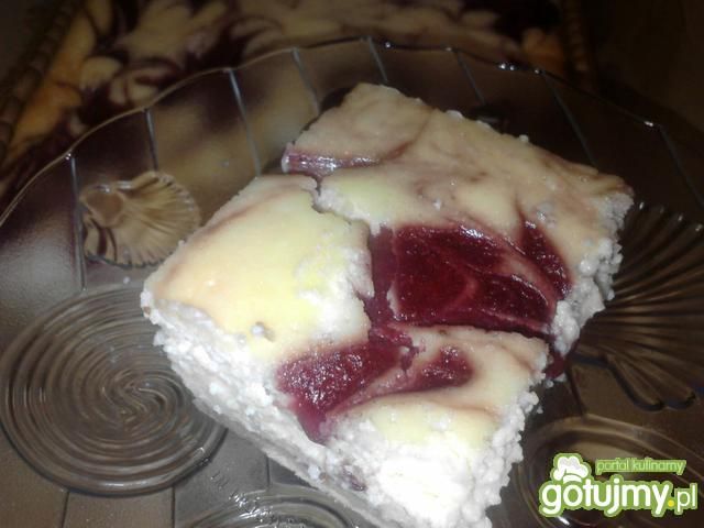 Sernik z truskawkami 5