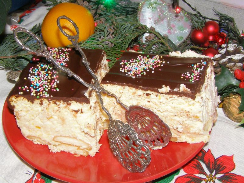 Sernik z ziemniakiem i brzoskwiniami pieczony Sernik z ziemniakiem i brzoskwiniami pieczony