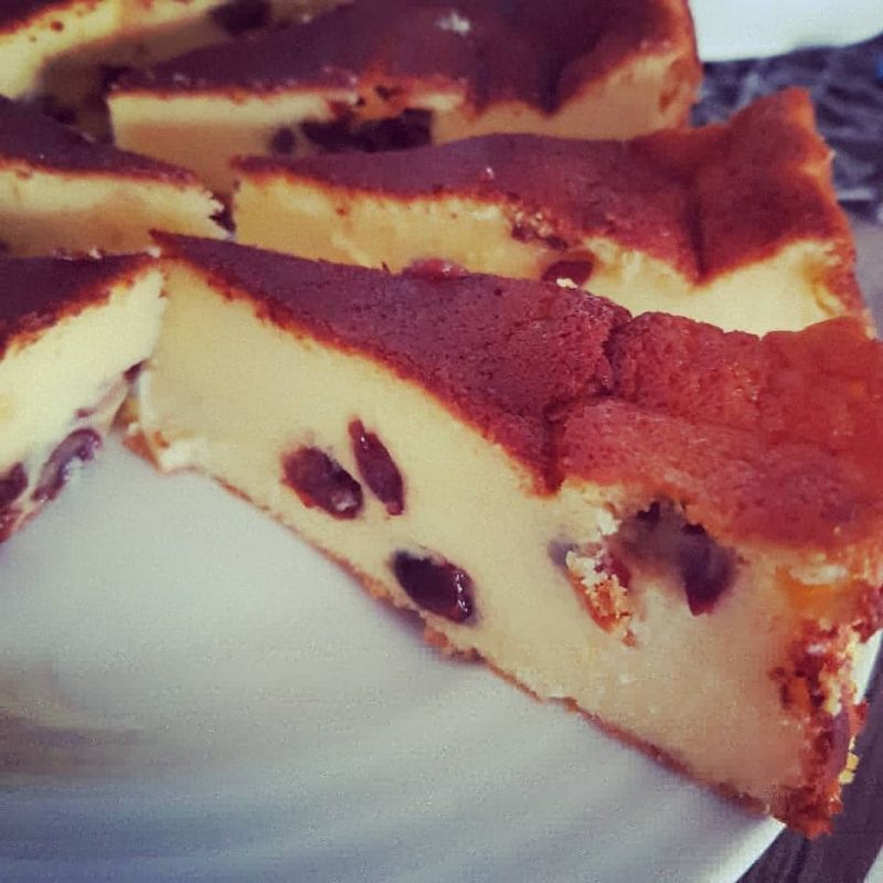 Sernik z żurawiną