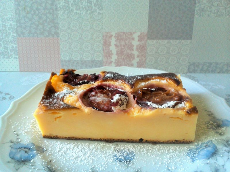 Sernik ze śliwkami Sernik ze śliwkami