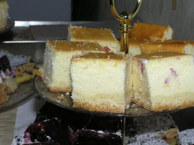 Sernik ze smietaną Sernik ze smietaną