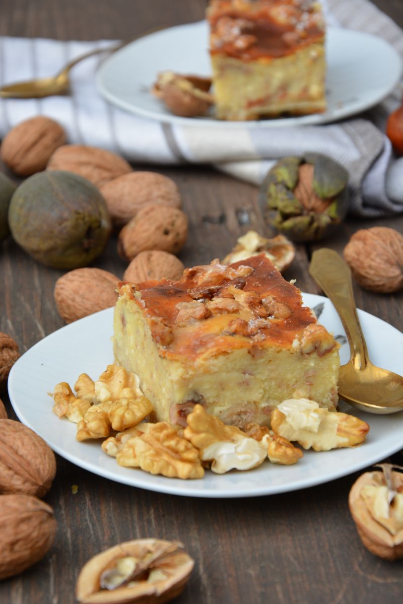 Sernik ziemniaczany z orzechami