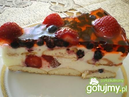 Sernikowy torcik na zimno z owocami  Sernikowy torcik na zimno z owocami