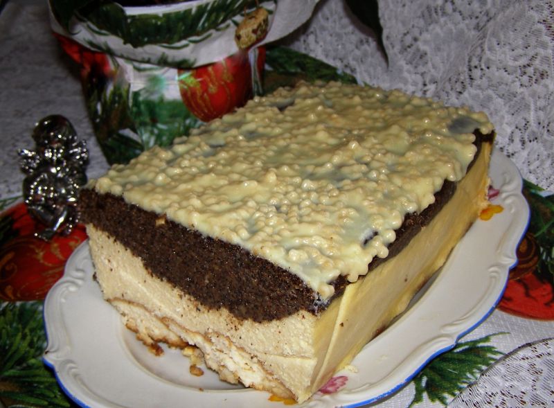 Seromak na biszkoptach.