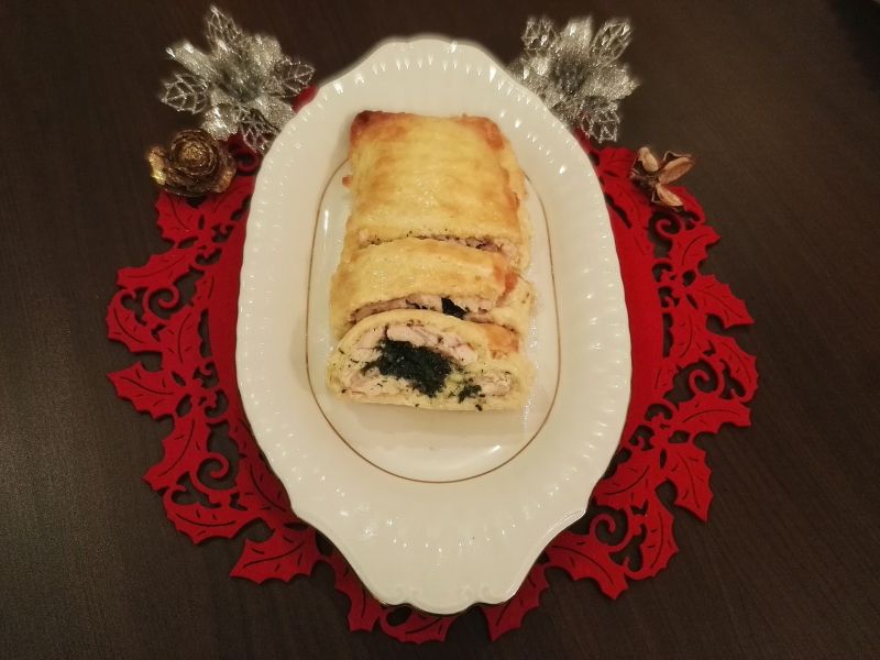 Serowa rolada z kurczakiem i szpinakiem Serowa rolada z kurczakiem i szpinakiem