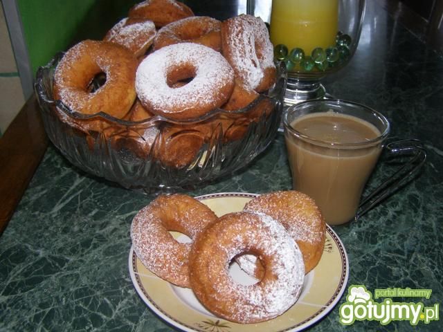 Serowe krążki -czyli oponki Serowe krążki -czyli oponki