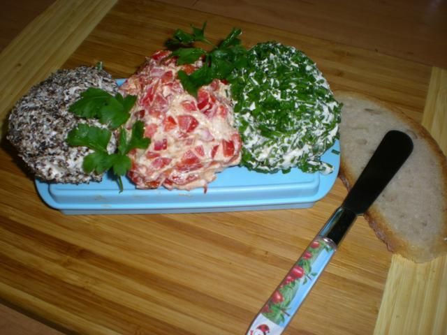 Serowe pikantne kule