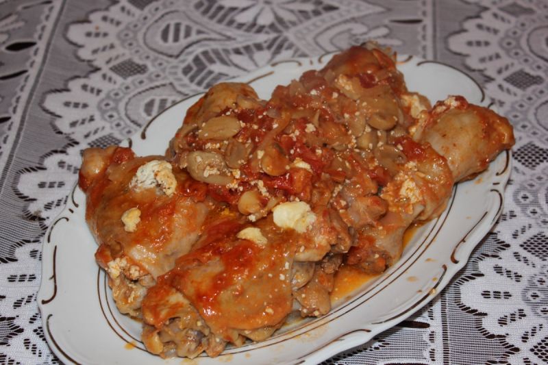 Serowe udka z pieczarkami  Serowe udka z pieczarkami