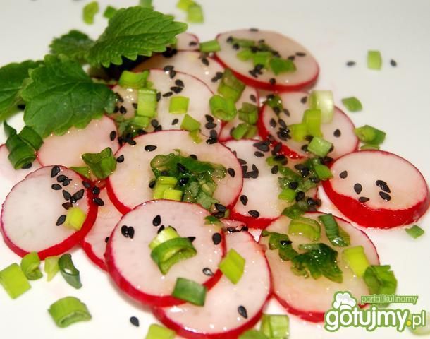 Sezamowa rzodkiewka-sałatka