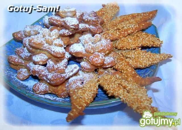 Sezamowe róże karnawałowe