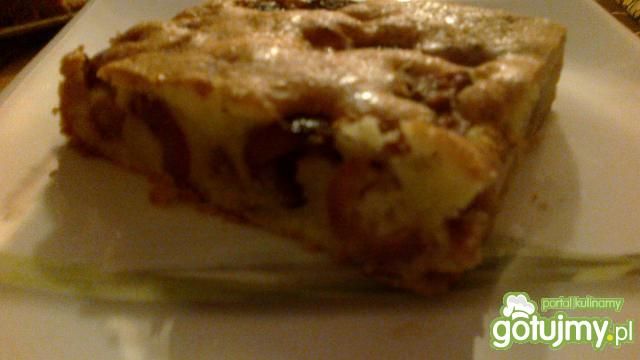 sezonowy placek z czereśniami