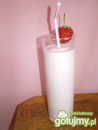 Shake truskawkowy Shake truskawkowy
