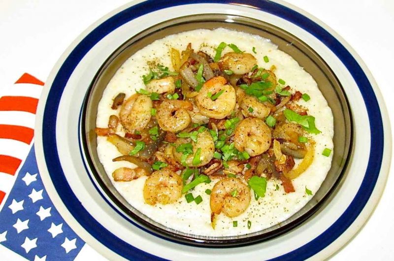 Shrimp and grits - danie amerykańskie Shrimp and grits - danie amerykańskie