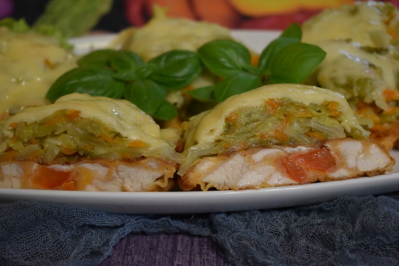 Siekane drobiowe kotlety z kapustą