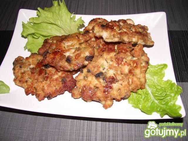Siekane kotleciki drobiowe z mozzarellą Siekane kotleciki drobiowe z mozzarellą