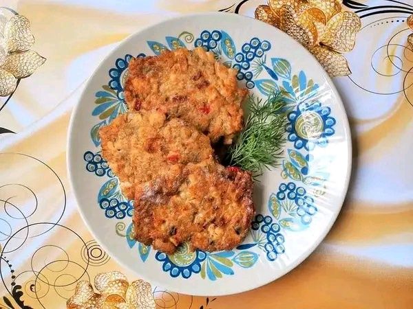 Siekane kotlety z piersi kurczaka