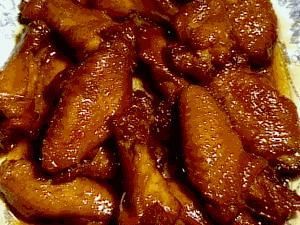 Skrzydełka kurze w brunatnym sosie