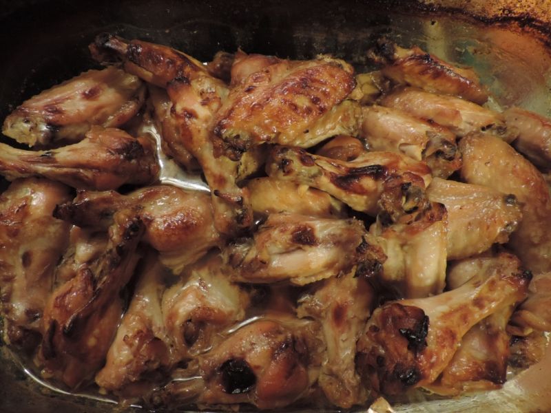 Skrzydełka pieczone w maślanej marynacie 