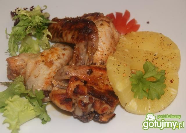 Skrzydełka w chili i ananasie 