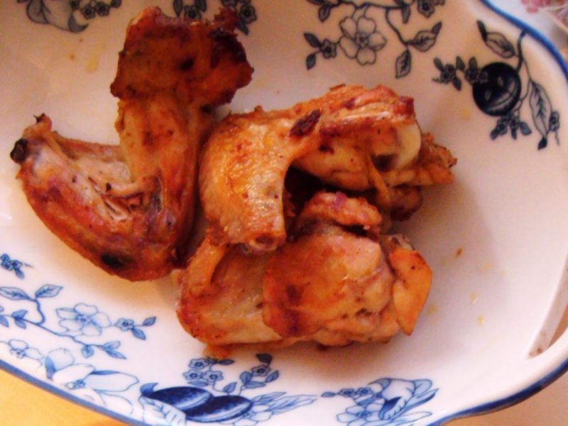 Skrzydełka w marynacie sojowo - cebulowej  Skrzydełka w marynacie sojowo - cebulowej