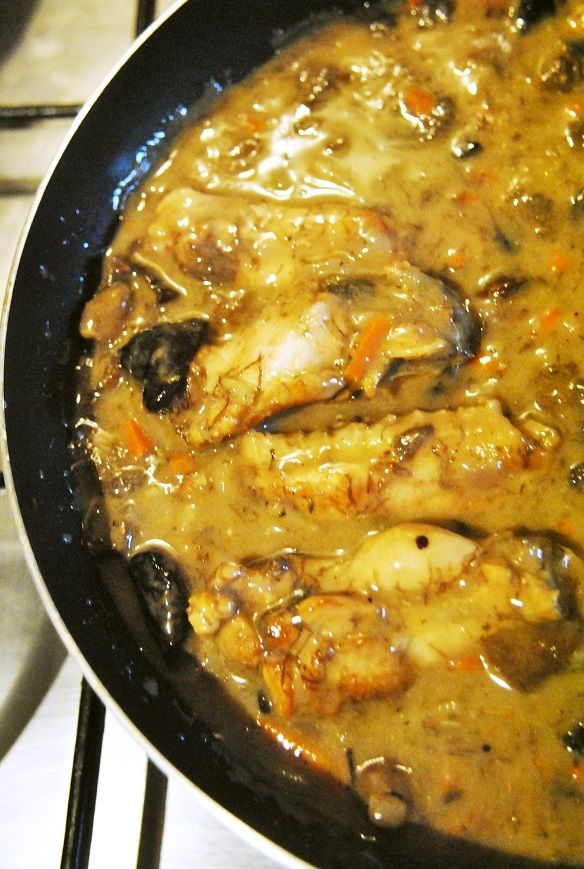 Skrzydelka w sosie grzybowym Skrzydelka w sosie grzybowym