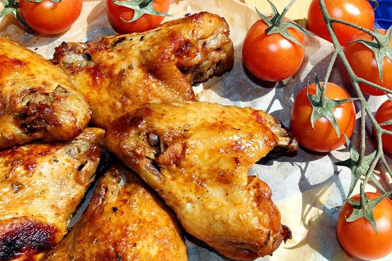 Skrzydełka z kurczaka marynowane w sosie barbecue