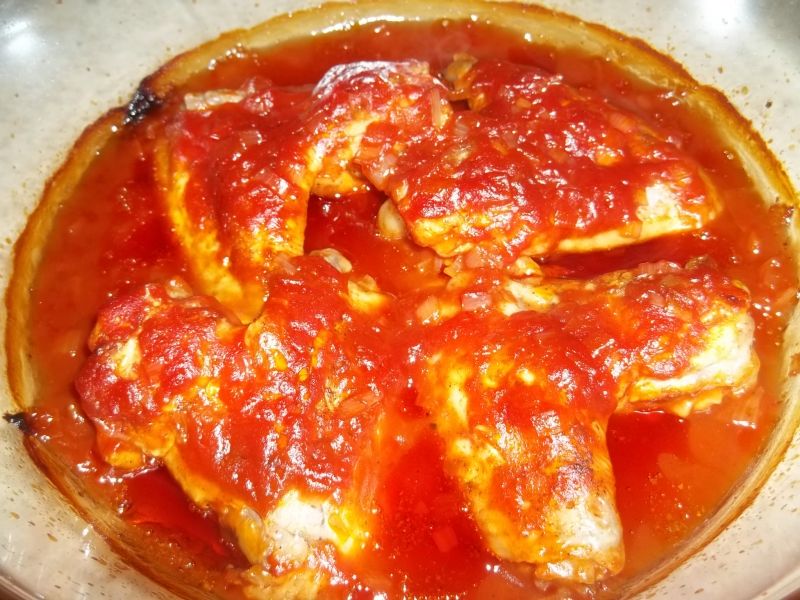 Skrzydełka z kurczaka pieczone w sosie
