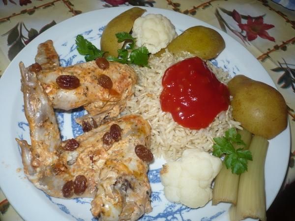 Skrzydełka z rodzynkami na parze Skrzydełka z rodzynkami na parze