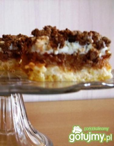 Skubaniec z masą jabłkową