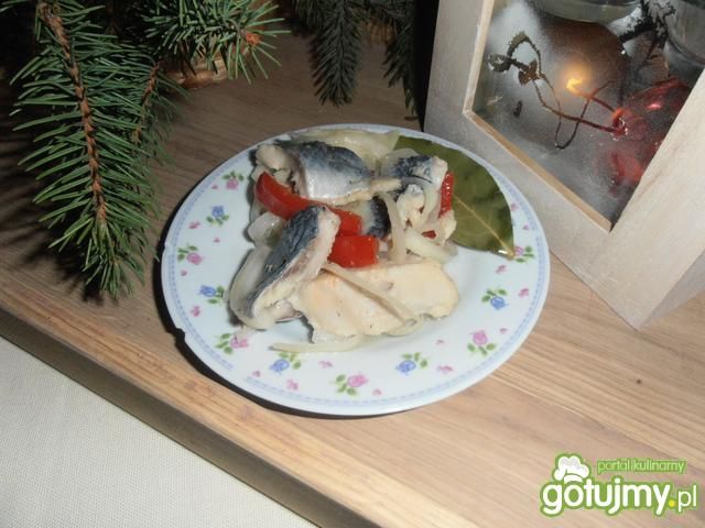 Śledź marynowany z papryką 