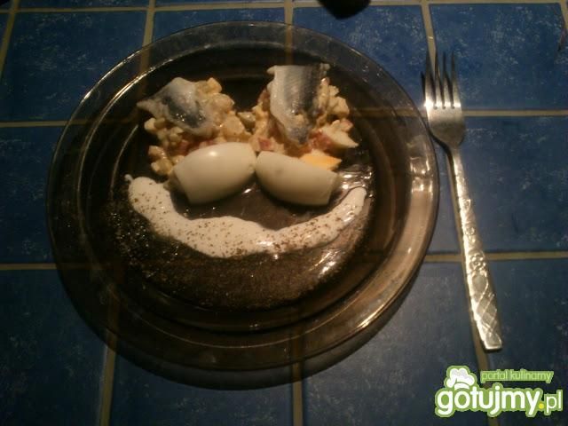 Śledź z sałatką Śledź z sałatką