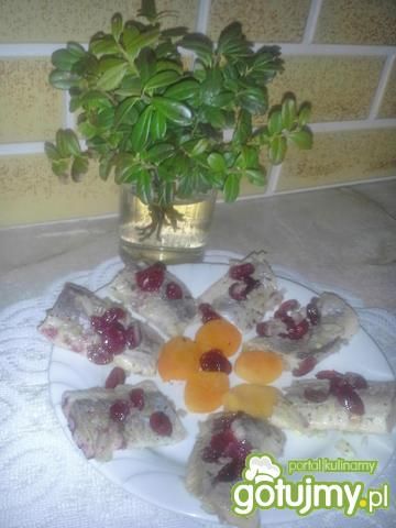 Śledź z żurawiną