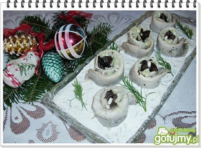 Śledzie Eli na śmietanowej kołderce Śledzie Eli na śmietanowej kołderce