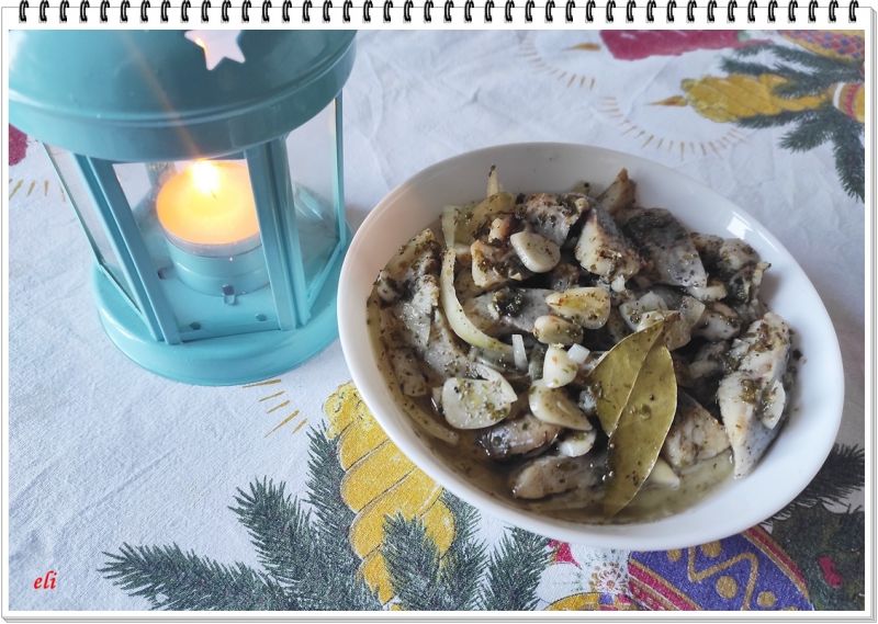Śledzie Eli z czosnkiem i majerankiem Śledzie Eli z czosnkiem i majerankiem