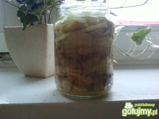 Śledzie korzenne. Śledzie korzenne.