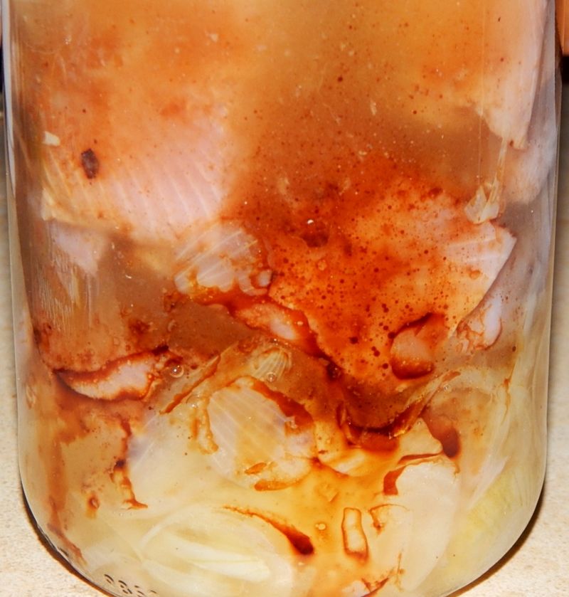 Śledzie korzenne z miodem i sosem sojowym Śledzie korzenne z miodem i sosem sojowym