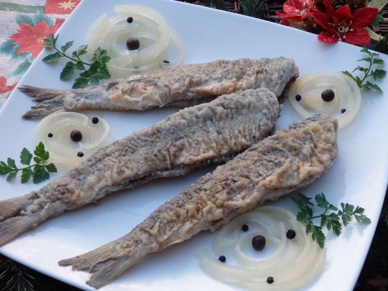 Śledzie opiekane w zalewie octowej