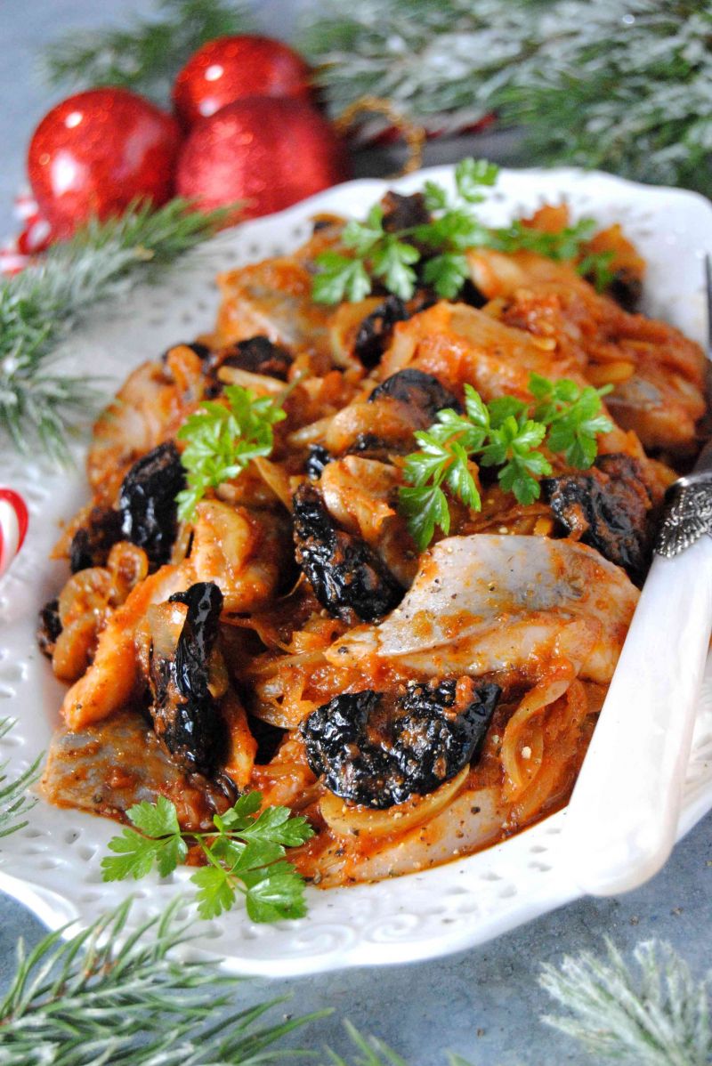 Śledzie pomidorowo- śliwkowe 