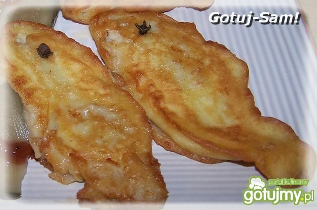 Śledzie smażone w cieście.