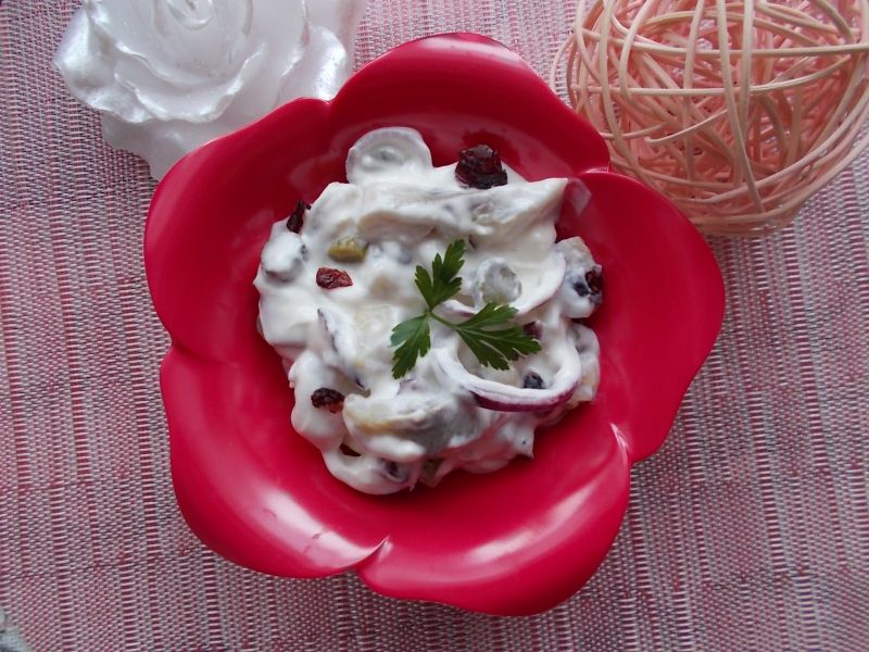 Śledzie w sosie jogurtowym