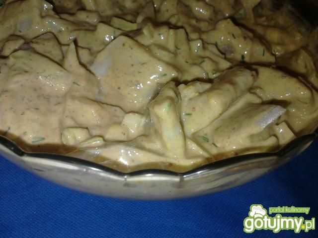 Śledzie w sosie musztardowym