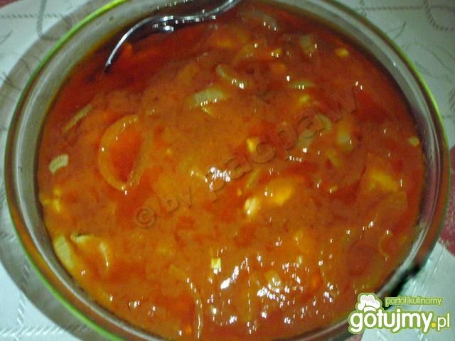 Śledzie w zalewie pomidorowej 