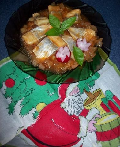 Śledzie w zalewie z cebulą