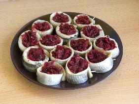 Śledzie z buraczkiem i gruszką