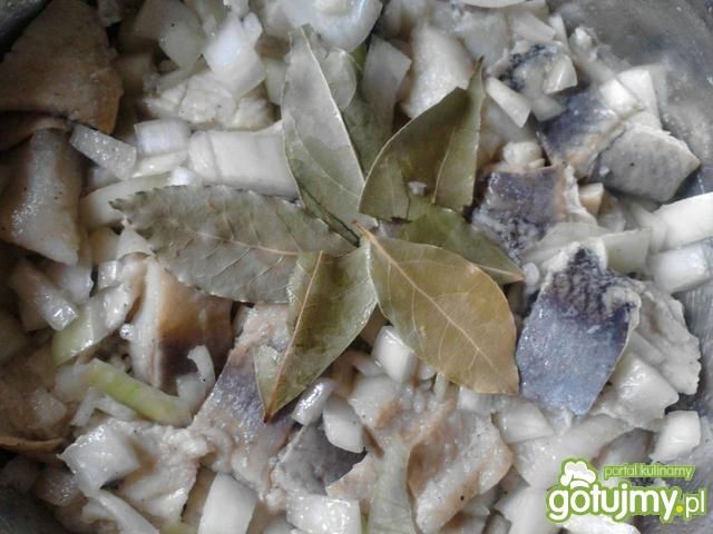 Śledzie z cebulą Śledzie z cebulą